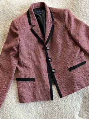 Evan Picone Rose Tweed Blazer with Black Trim